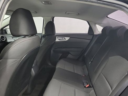 Used 2022 Kia Forte LXS w/ LXS Technology Package image 14