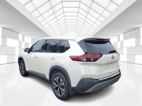 Certified 2021 Nissan Rogue SV image 6