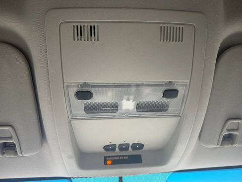 Used 2007 Chevrolet Avalanche LTZ w/ LTZ Preferred Equipment Group RWD image 30