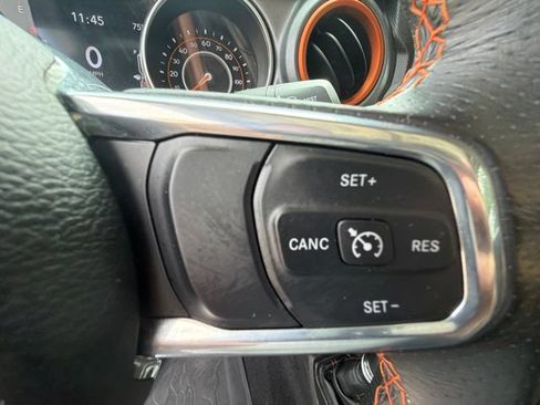 Used 2023 Jeep Gladiator Mojave w/ Trailer Tow Package AWD/4WD image 43