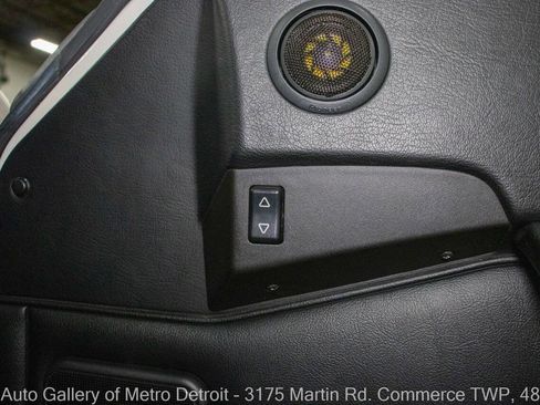 Used 1988 Porsche 944 Turbo image 37