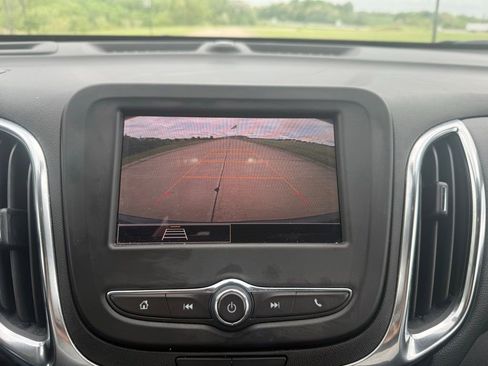 Used 2024 Chevrolet Equinox LT FWD image 43
