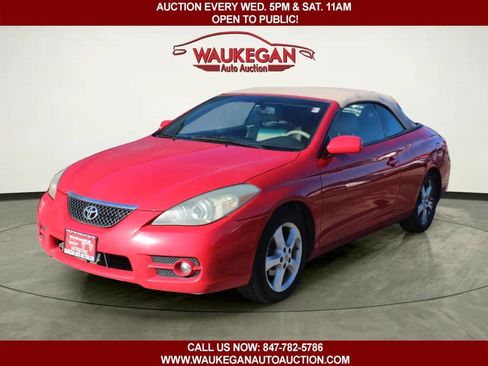 Used 2007 Toyota Solara SLE image 1