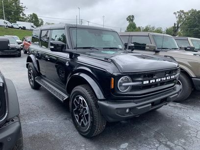 New 2025 Ford Bronco Outer Banks