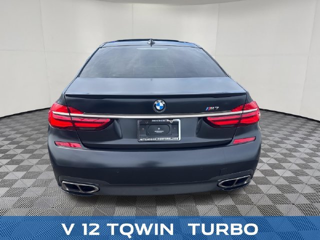 Used 2018 BMW M760i xDrive AWD/4WD image 5
