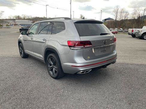 Used 2021 Volkswagen Atlas SE w/ Panoramic Sunroof Package image 5