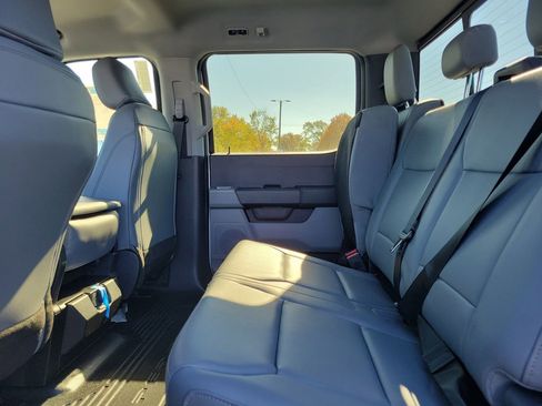 New 2026 Ford F550 4x4 Crew Cab image 12