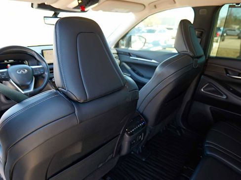 Used 2023 INFINITI QX60 Sensory w/ Vision Package image 22