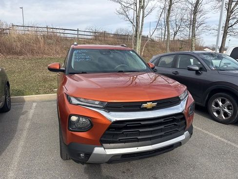 Certified 2022 Chevrolet TrailBlazer LT w/ Driver Confidence Package AWD/4WD image 7