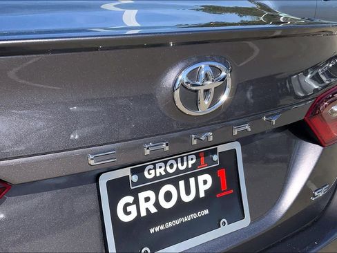 Used 2024 Toyota Camry SE w/ Convenience Package image 32
