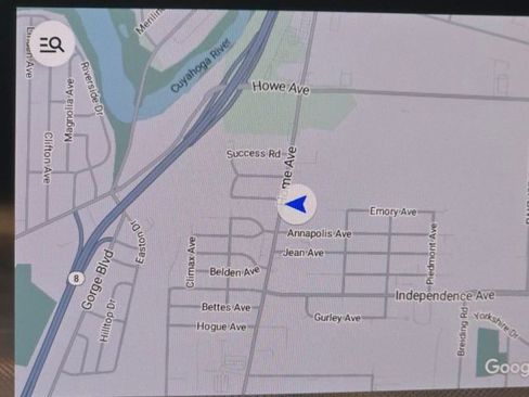 New 2025 Nissan Armada SL w/ Captain's Chari Seat Package image 5