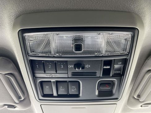 Used 2023 Toyota 4Runner Limited image 13