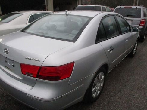 Used 2010 Hyundai Sonata GLS image 3