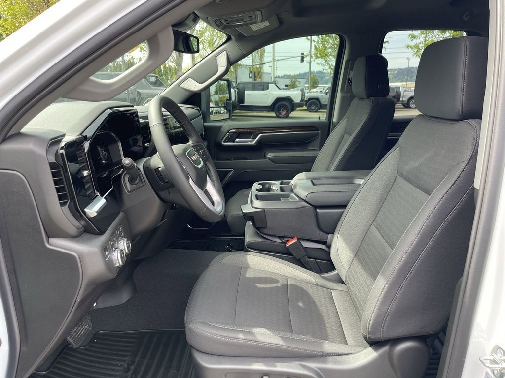 New 2026 GMC Sierra 3500 SLE w/ SLE Value Package AWD/4WD image 19