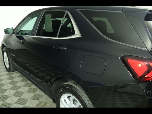 Used 2024 Chevrolet Equinox LT image 14