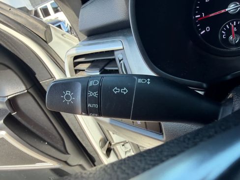 Used 2020 Kia Telluride S AWD/4WD image 19