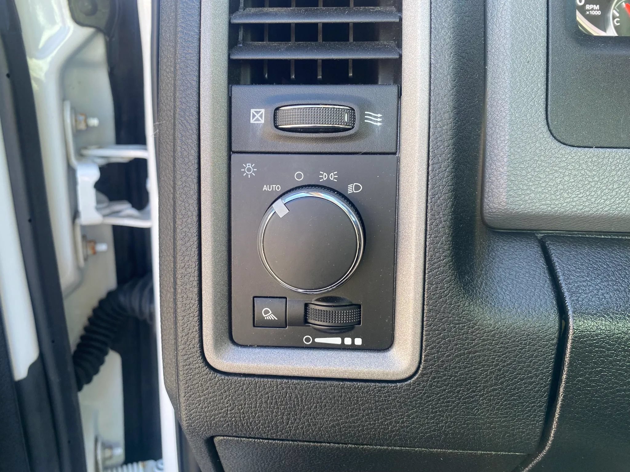 Used 2016 RAM 1500 Tradesman w/ Popular Equipment Group AWD/4WD image 19