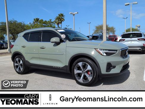 Used 2023 Volvo XC40 B5 Plus w/ Protection Package Premier image 1