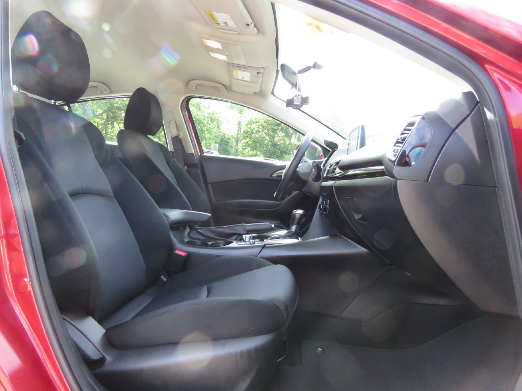 Used 2015 MAZDA MAZDA3 i Sport FWD image 13