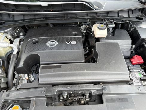 Used 2019 Nissan Murano Platinum w/ Cargo Package AWD/4WD image 17