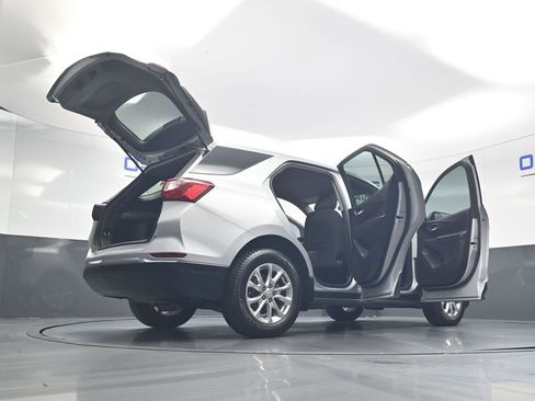 Used 2020 Chevrolet Equinox LT AWD/4WD image 59