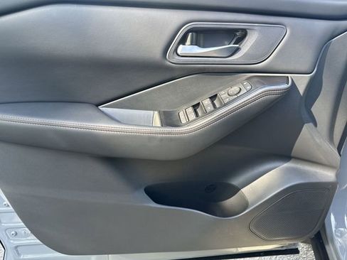 New 2026 Nissan Rogue SV AWD/4WD image 26