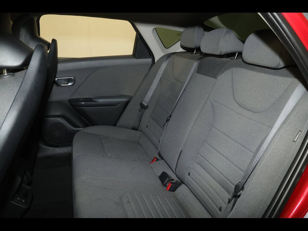 Used 2025 Kia K4 EX FWD image 28