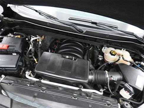 Used 2021 Chevrolet Tahoe Premier w/ Premium Package image 32