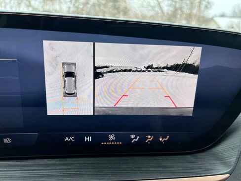 Used 2025 Buick Envision Sport Touring image 29