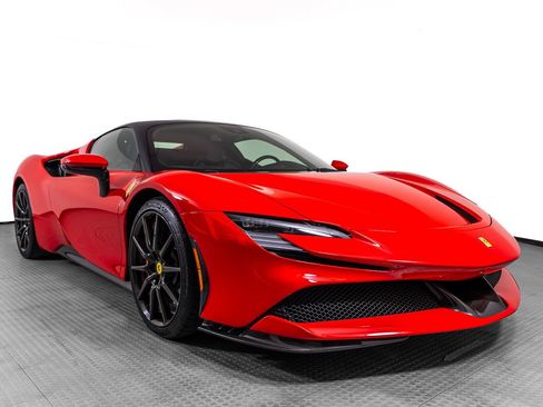 Certified 2022 Ferrari SF90 Stradale AWD/4WD image 4