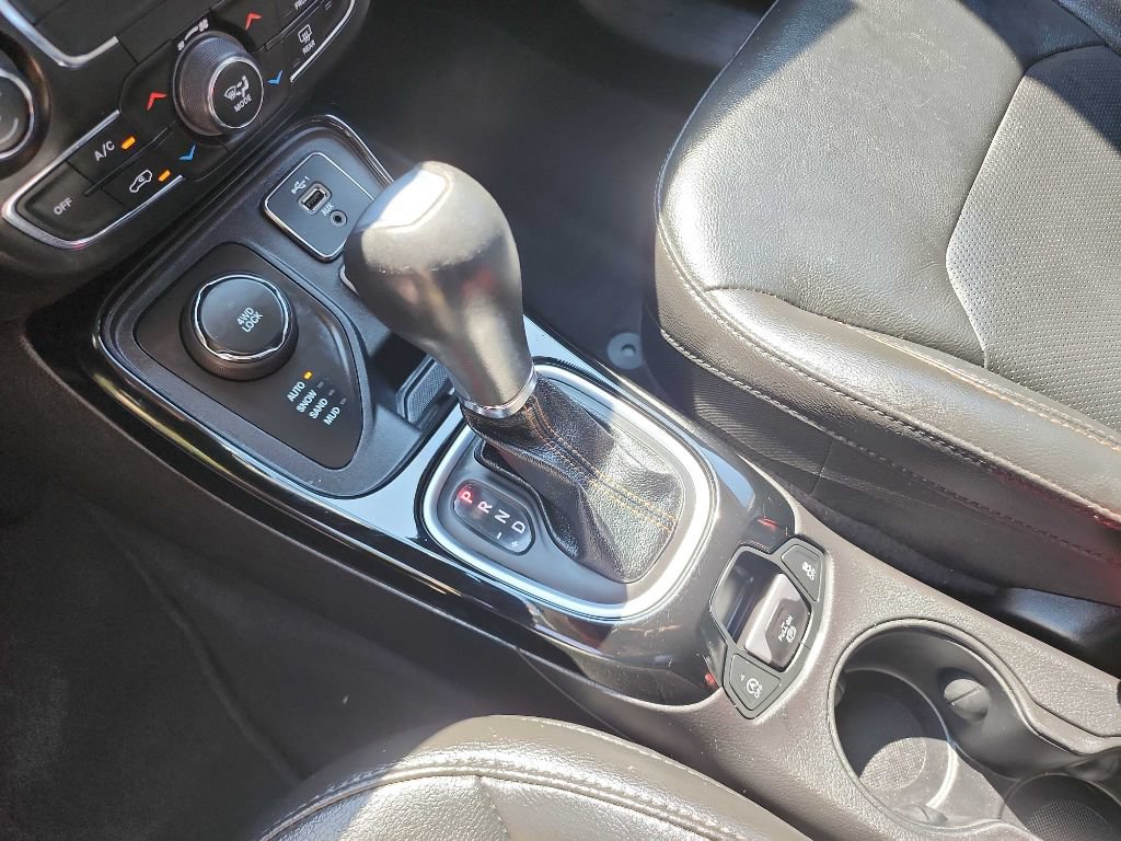 Used 2020 Jeep Compass Limited AWD/4WD image 27