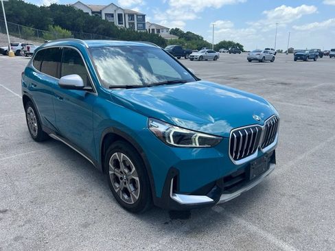 Used 2023 BMW X1 xDrive28i w/ Premium Package AWD/4WD image 3