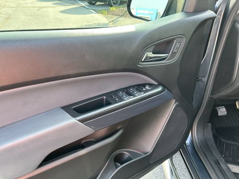 Used 2020 Chevrolet Colorado Z71 AWD/4WD image 20
