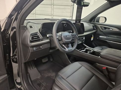 New 2026 Chevrolet Traverse LT w/ Midnight/Sport Edition image 10