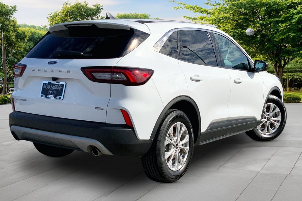 Used 2023 Ford Escape Active w/ Tech Pack #1 FWD image 6