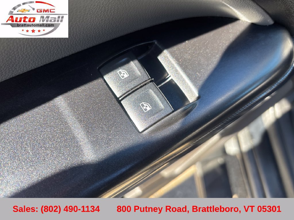 Used 2017 GMC Canyon 4x4 Extended Cab image 12