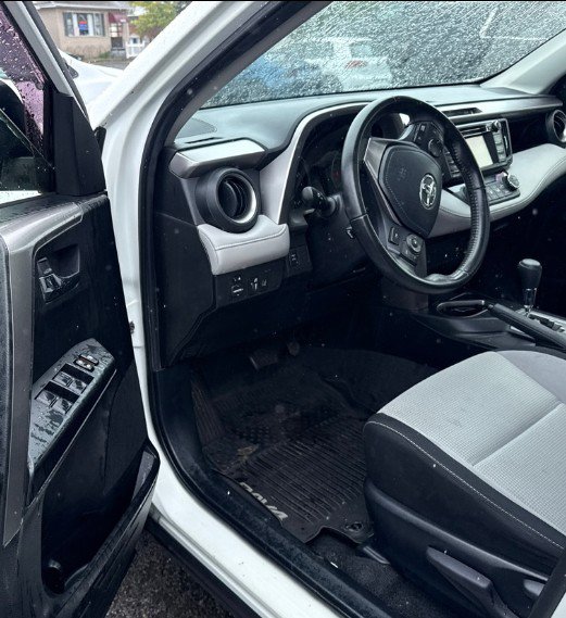 Used 2017 Toyota RAV4 XLE w/ Plus Special Value Package AWD/4WD image 3