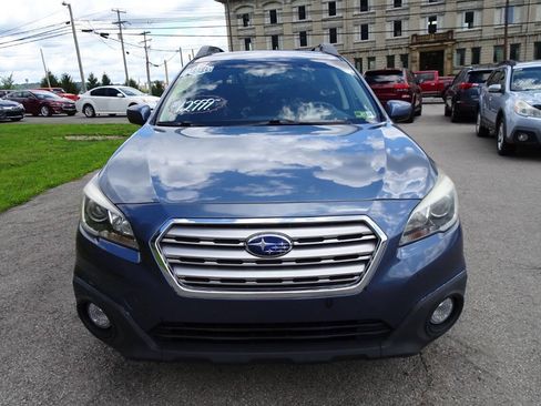 Used 2015 Subaru Outback 2.5i Premium AWD/4WD image 3