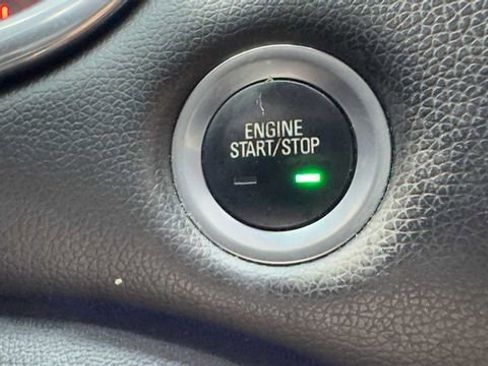 Used 2021 Chevrolet Malibu Premier FWD image 26