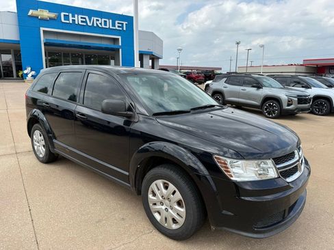 Used 2015 Dodge Journey American Value Package w/ Flexible Seating Group FWD image 1