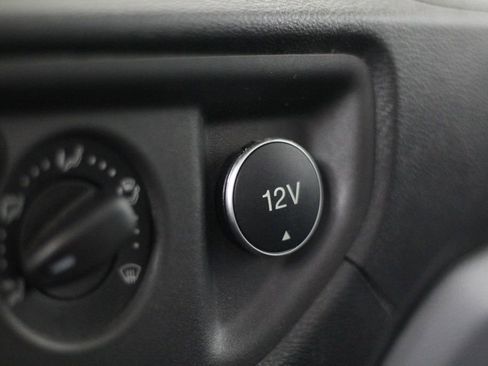 Used 2019 Ford Transit 150 148 Medium Roof RWD image 21