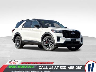 New 2025 Ford Explorer ST-Line w/ Premium Package