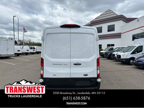 Used 2024 Ford Transit 250 148 Medium Roof Extended AWD image 4