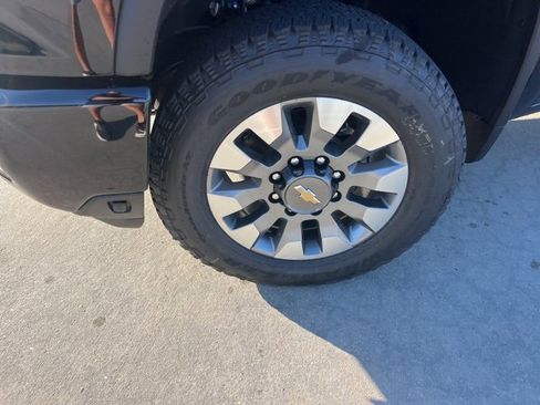 New 2026 Chevrolet Silverado 2500 Custom image 33