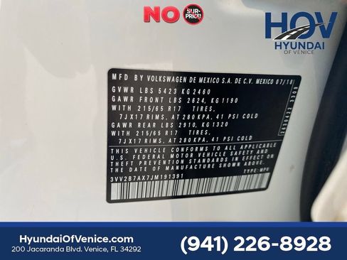 Used 2018 Volkswagen Tiguan SE AWD/4WD image 48