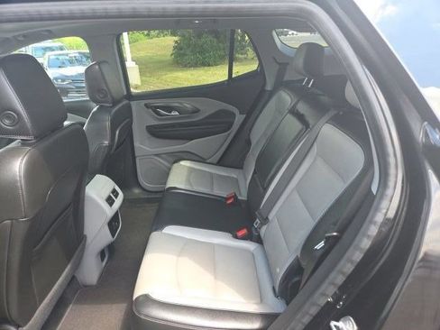 Used 2022 GMC Terrain SLT AWD/4WD image 32