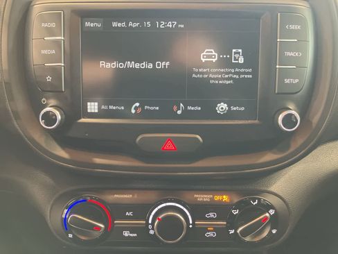 Used 2024 Kia Soul LX w/ Option Group 015 image 17