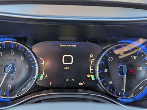 New 2026 Chrysler Pacifica Limited w/ S Appearance Package AWD/4WD image 32