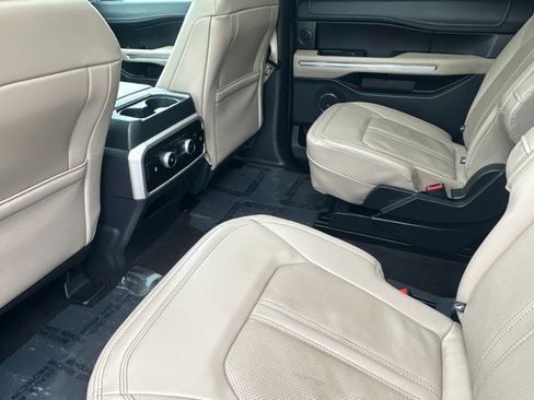 Certified 2022 Ford Expedition Max Limited image 12