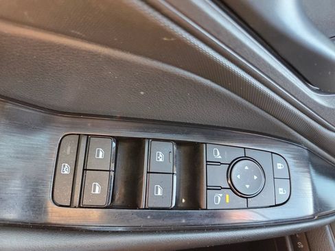 Used 2026 Nissan Rogue S FWD image 20